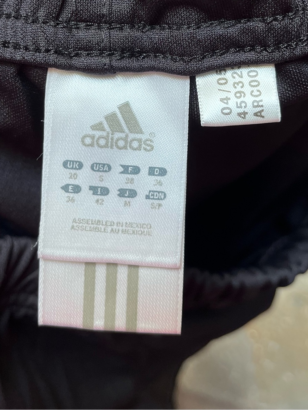 Adidas vintage Y2K 05 Women's Black Running Shorts with Green Stripe small - Picture 7 of 8